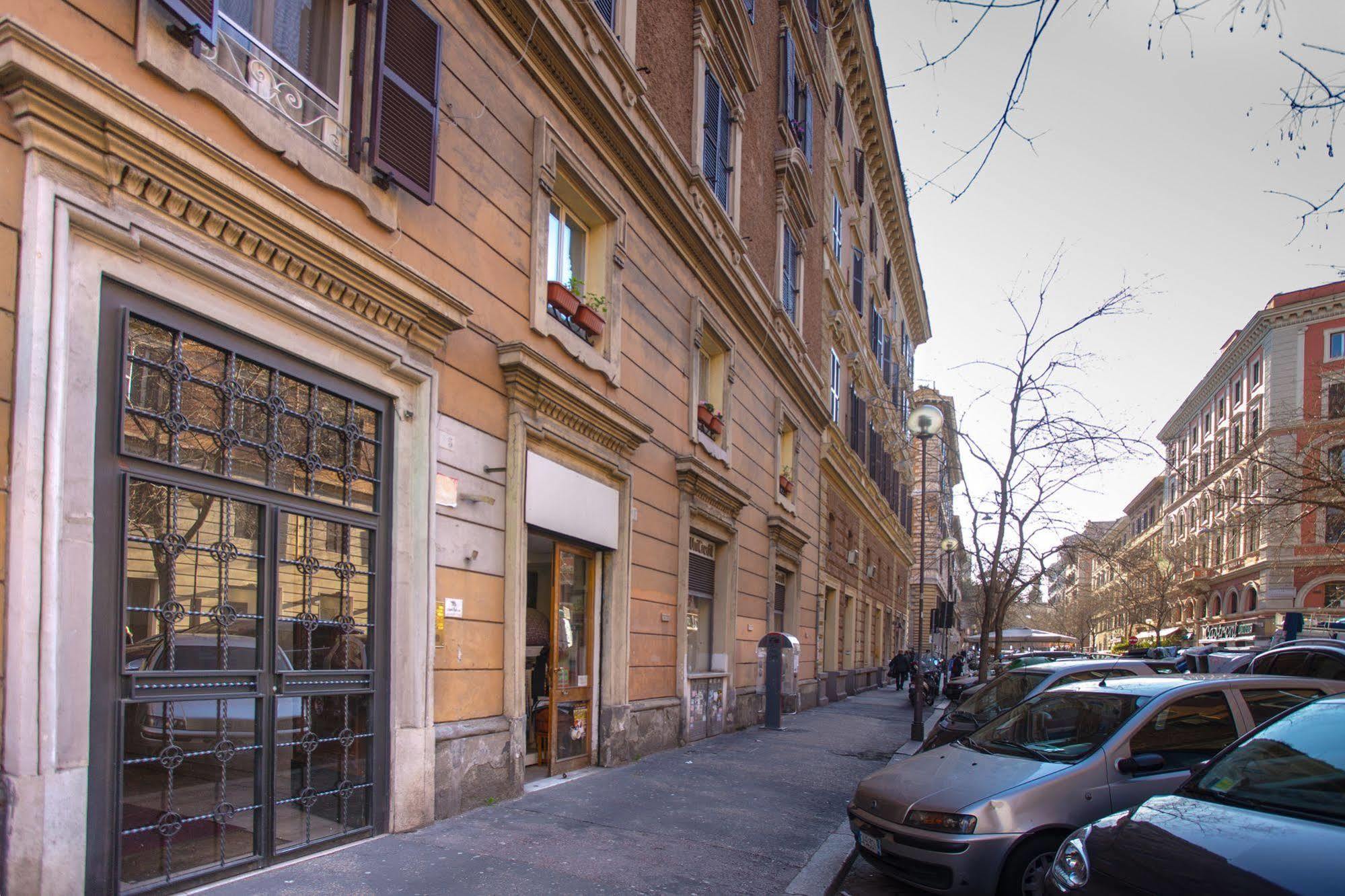 Acomodação com café da manhã  Eternal Roma